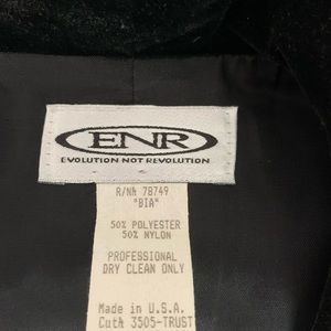 Holiday Box blazer beautiful velvet collar